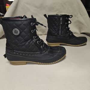 Tommy Hilfiger Black Quilted Winter Boots